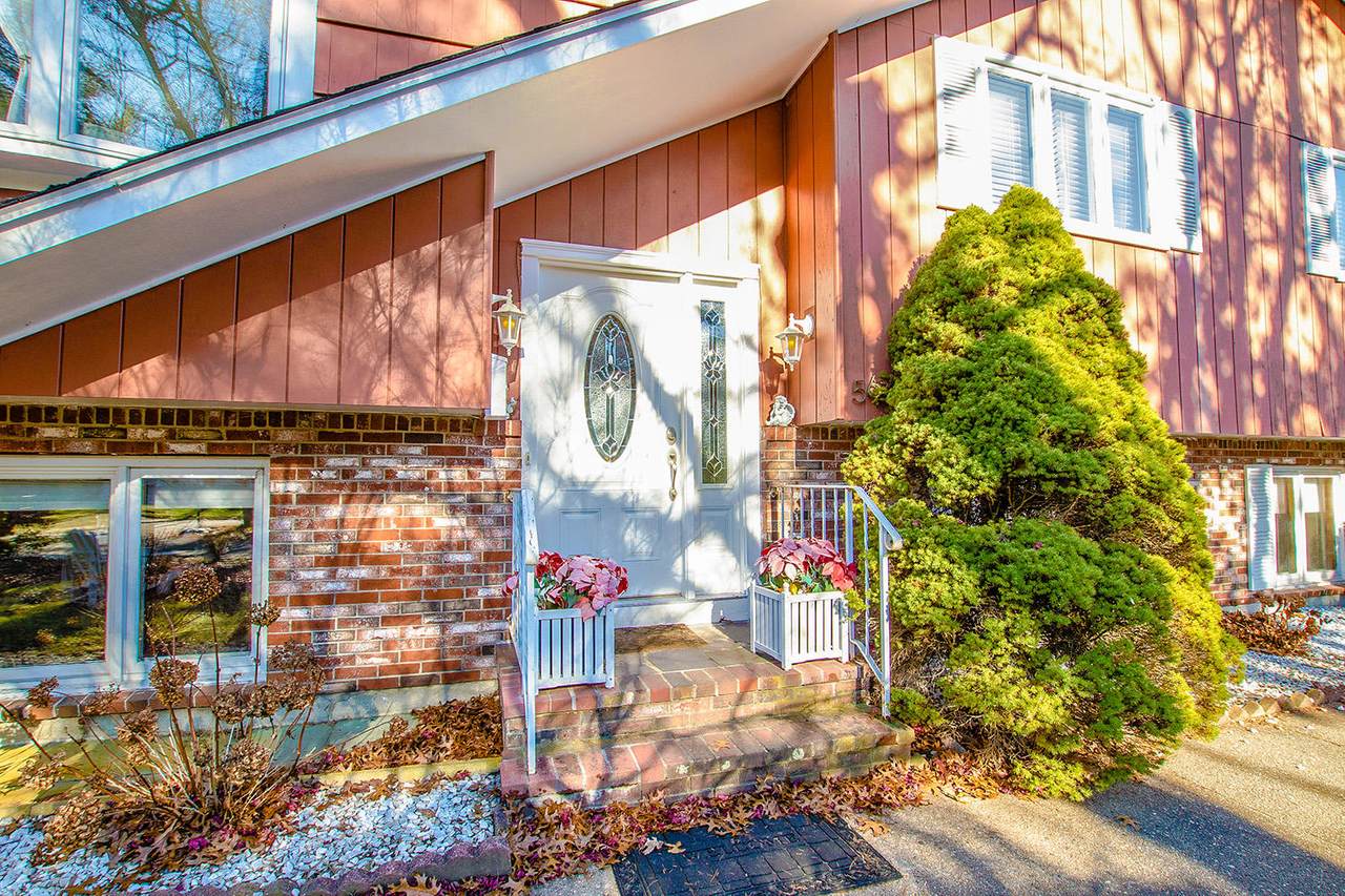 56 Wedgewood Drive - Photo 1