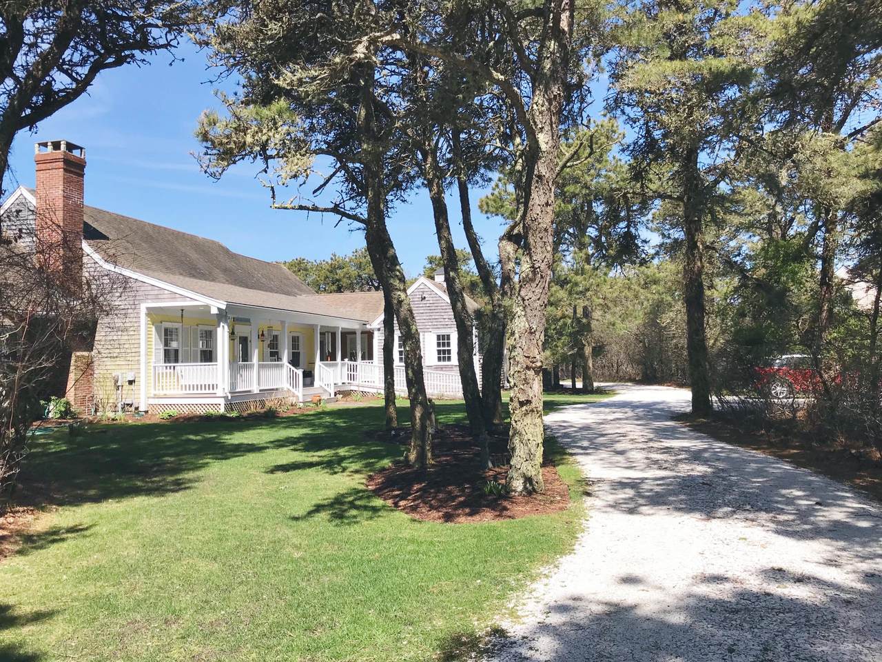16 Gladlands Avenue - Photo 1