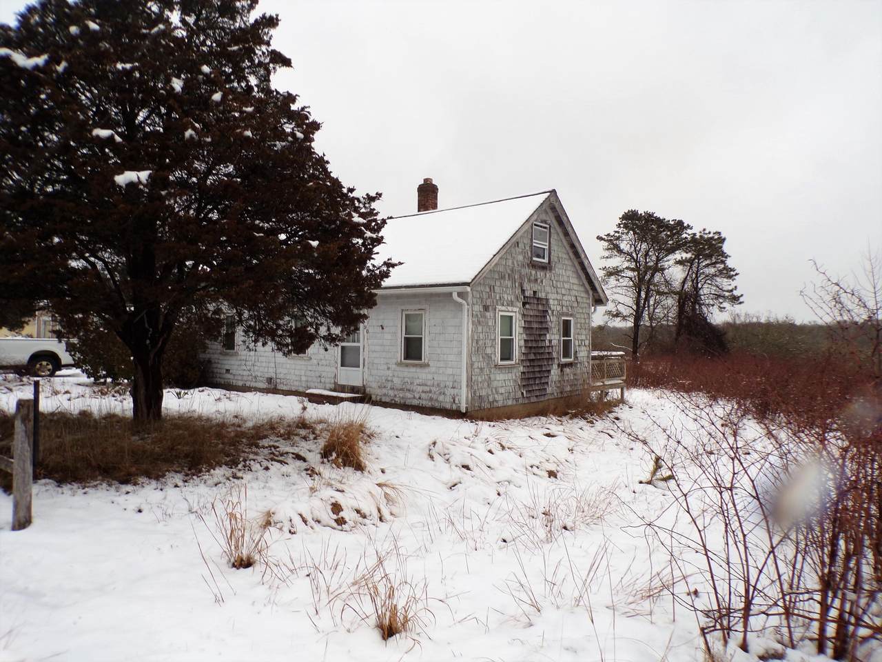 90 School Street - Photo 1