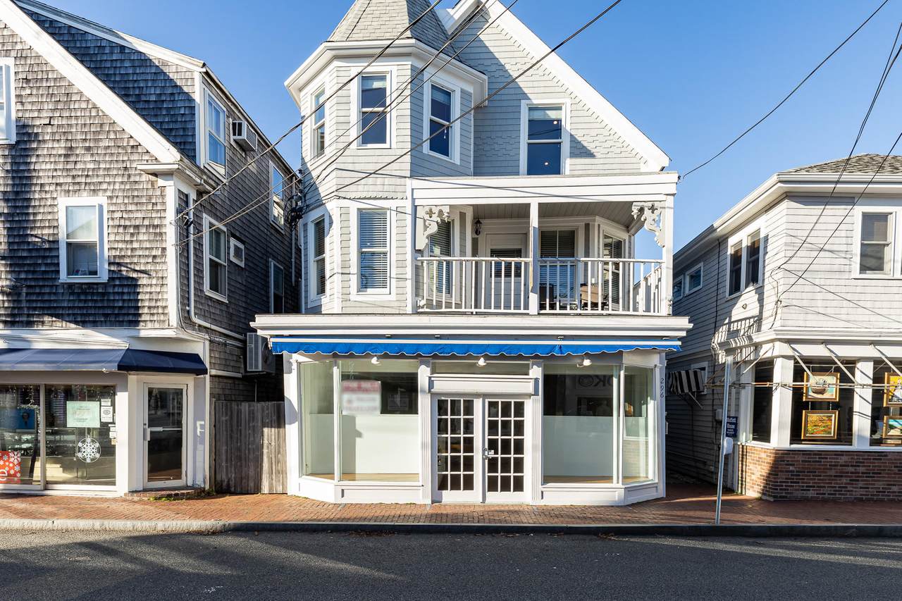 296 Commercial Street - Photo 1