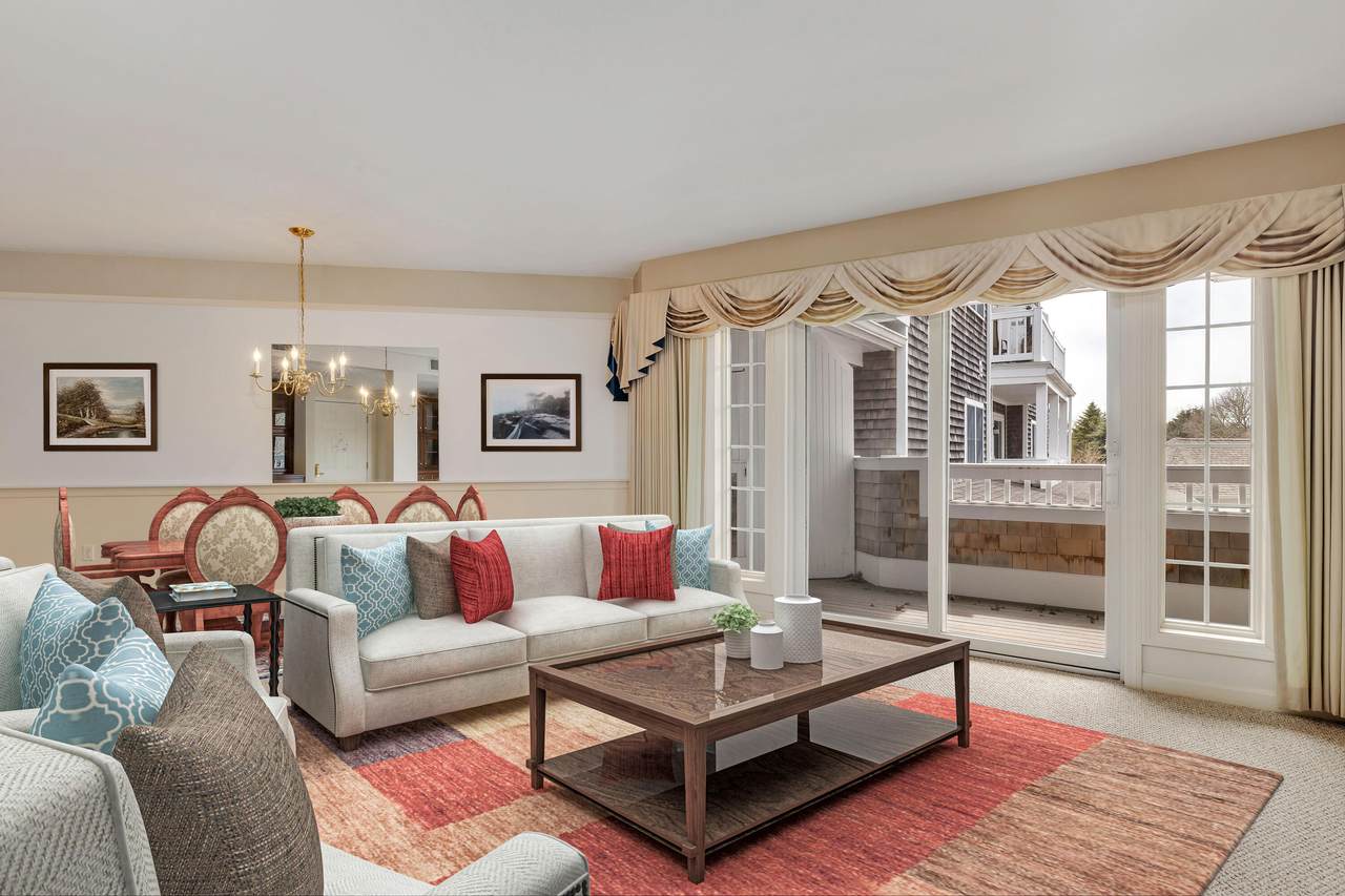 912 Main Street - Photo 1