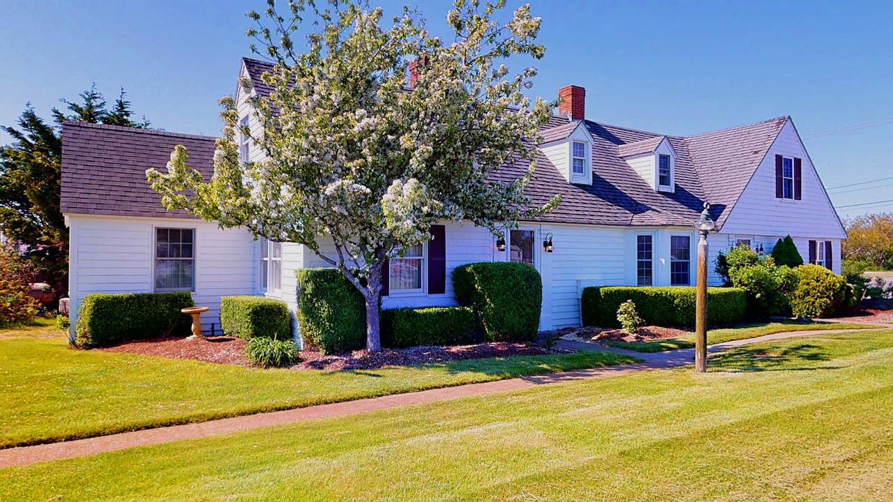 670 Shore Road - Photo 1