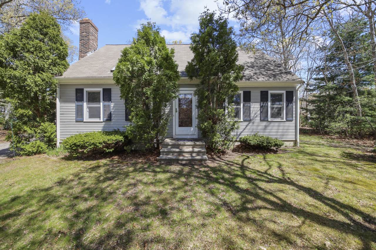 264 Oak Street - Photo 1