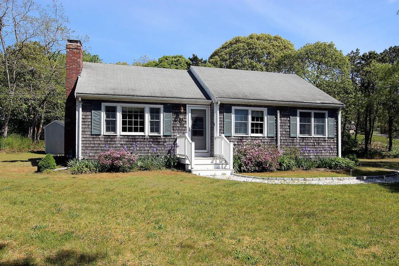 7 Earles Way - Photo 1