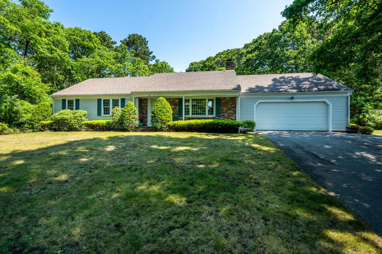14 Wianno Road - Photo 1