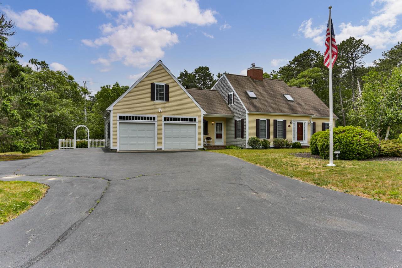 29 Dundee Circle - Photo 1