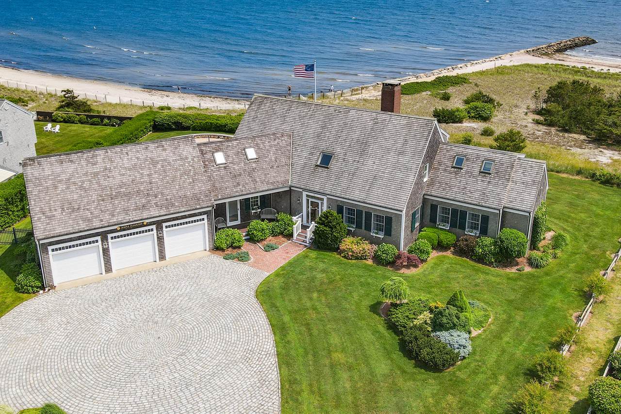 47 Strandway - Photo 1
