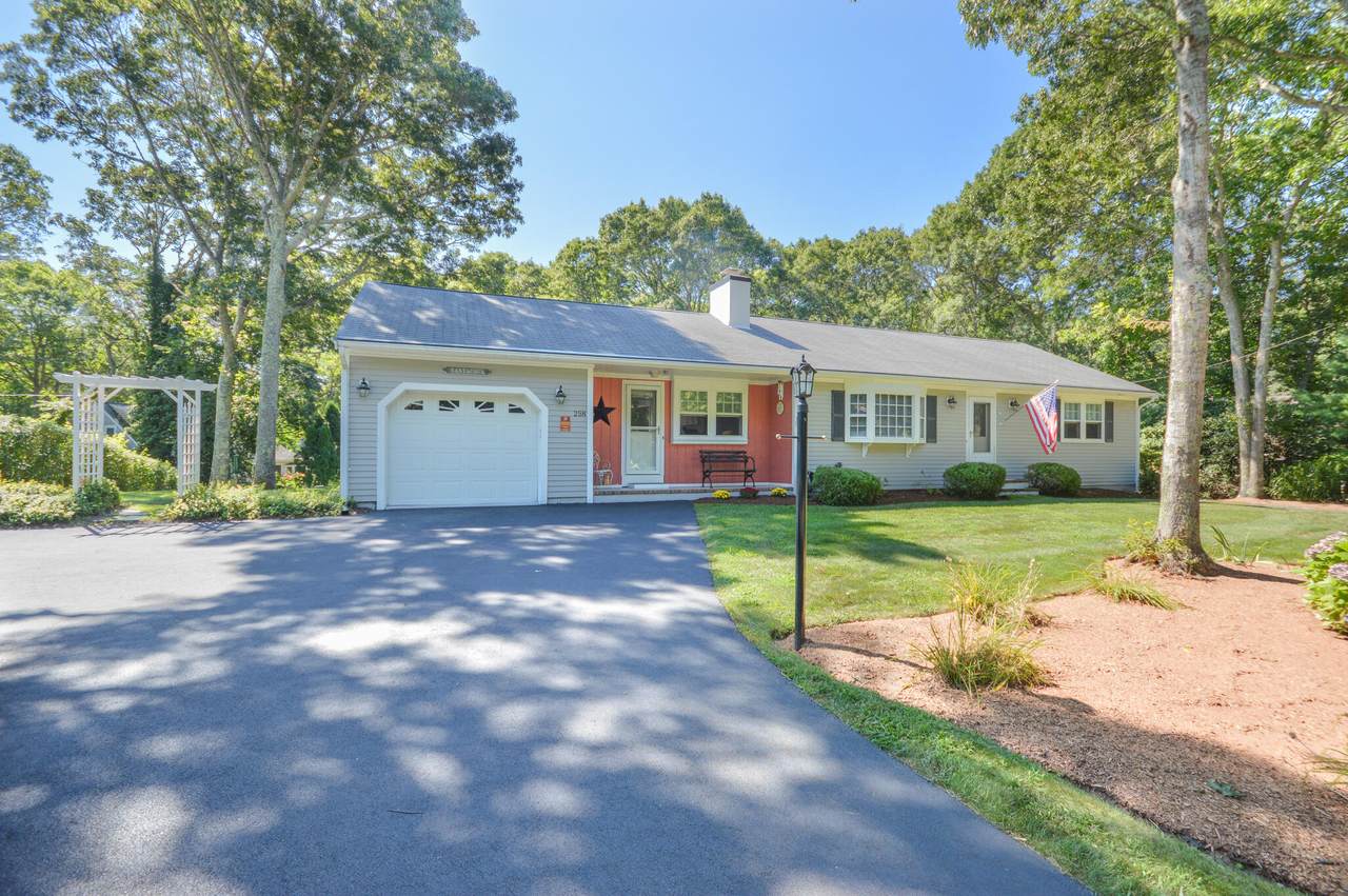 258 Oak Street - Photo 1