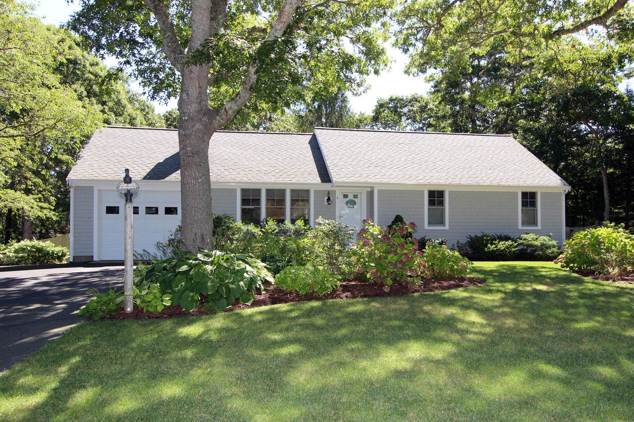 3 Kimberly Way - Photo 1