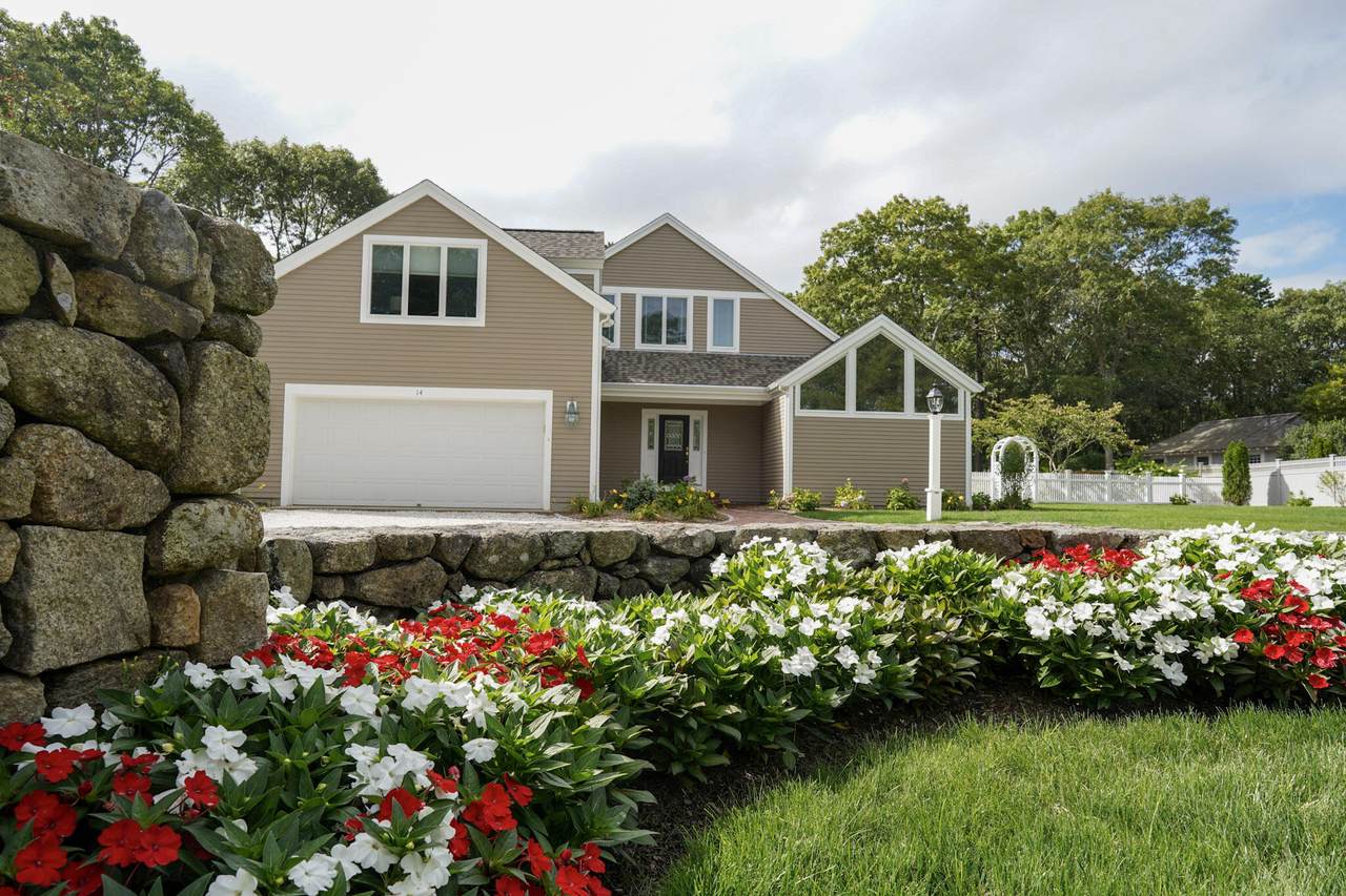 14 Shoestring Bay Road - Photo 1