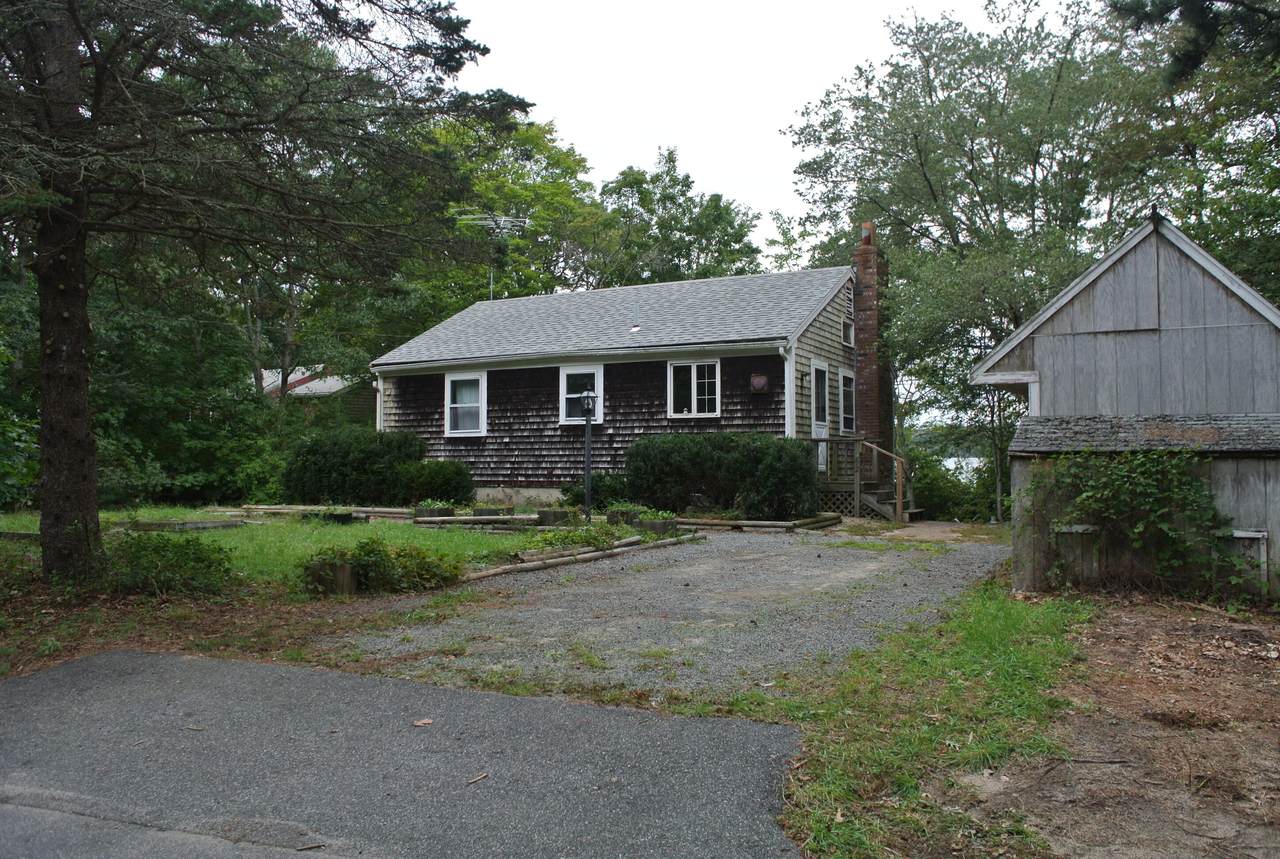62 Quail Hollow Road - Photo 1