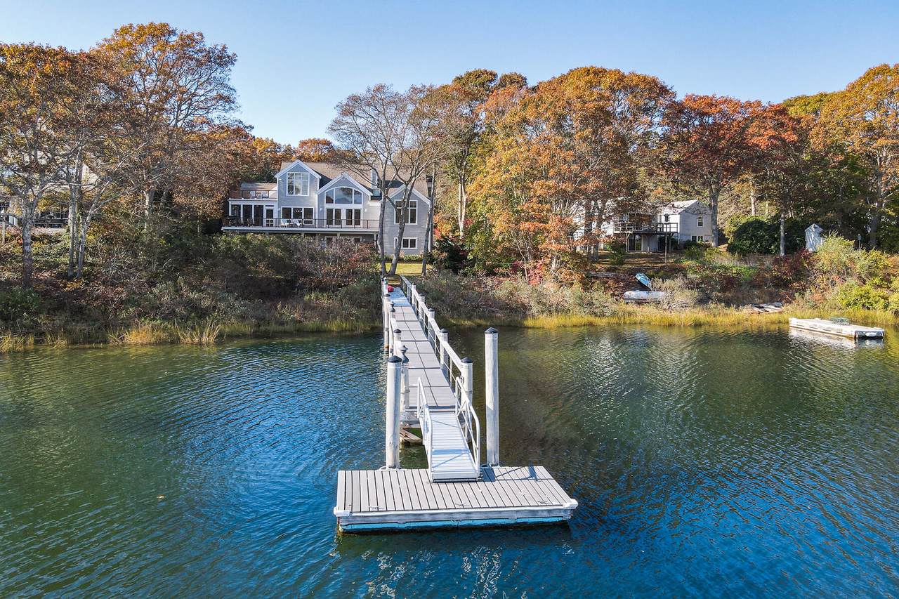 222 Acapesket Road - Photo 1