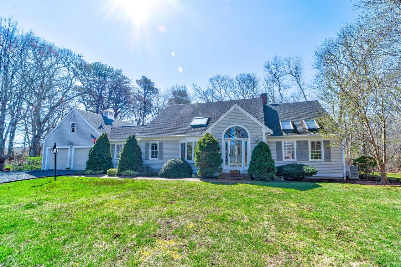 189 Dromoland Lane - Photo 1