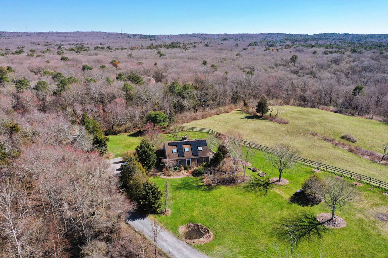 2346 Meetinghouse Way - Photo 1