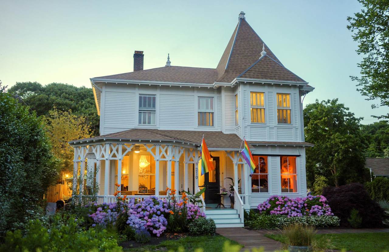 210 Bradford Street - Photo 1