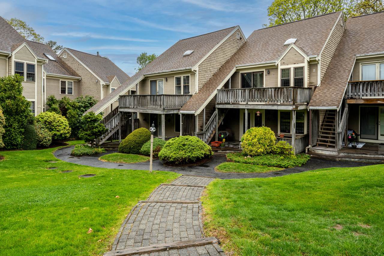 817 Old Strawberry Hill Road - Photo 1
