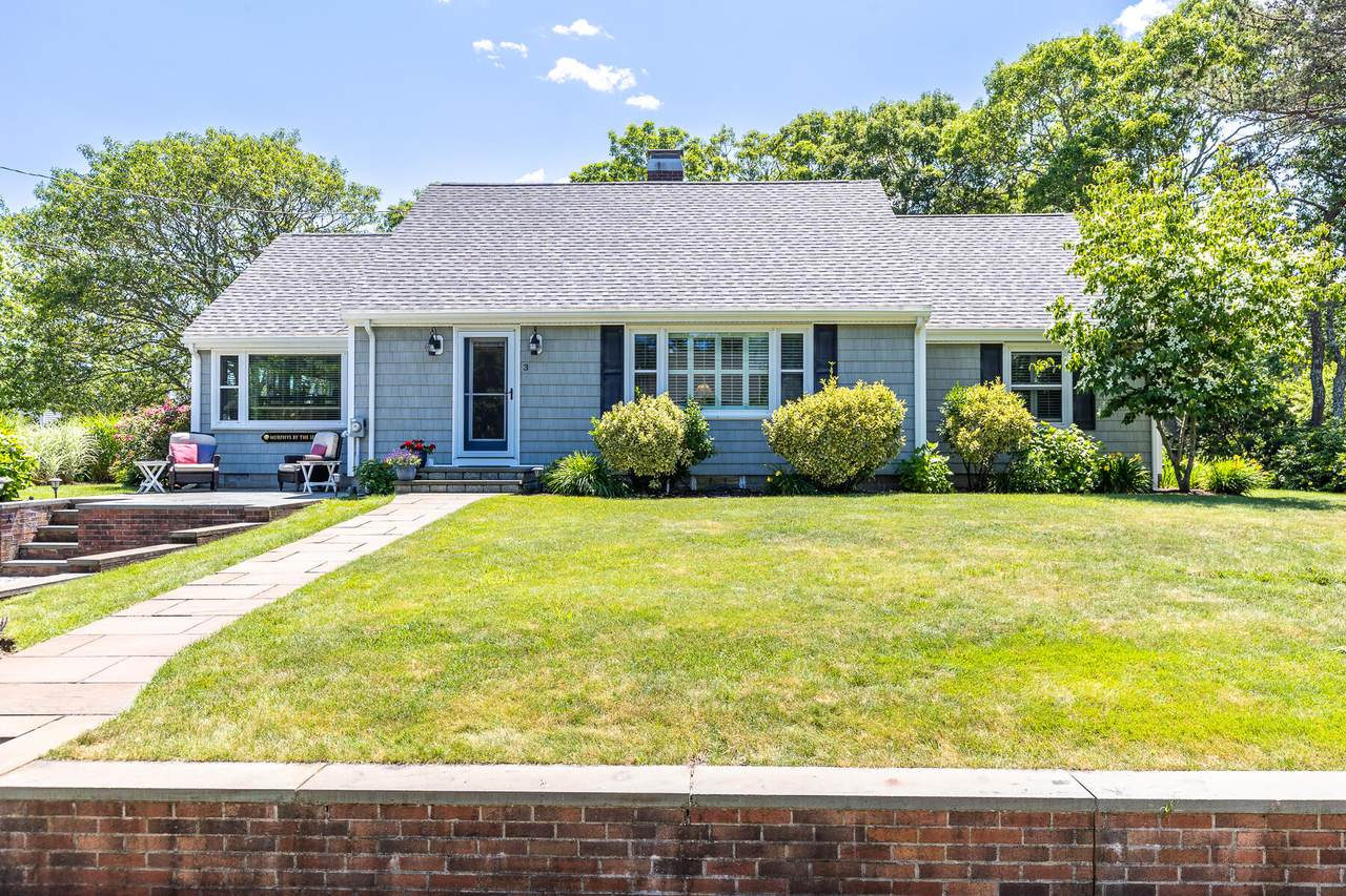 3 Elliot Road - Photo 1