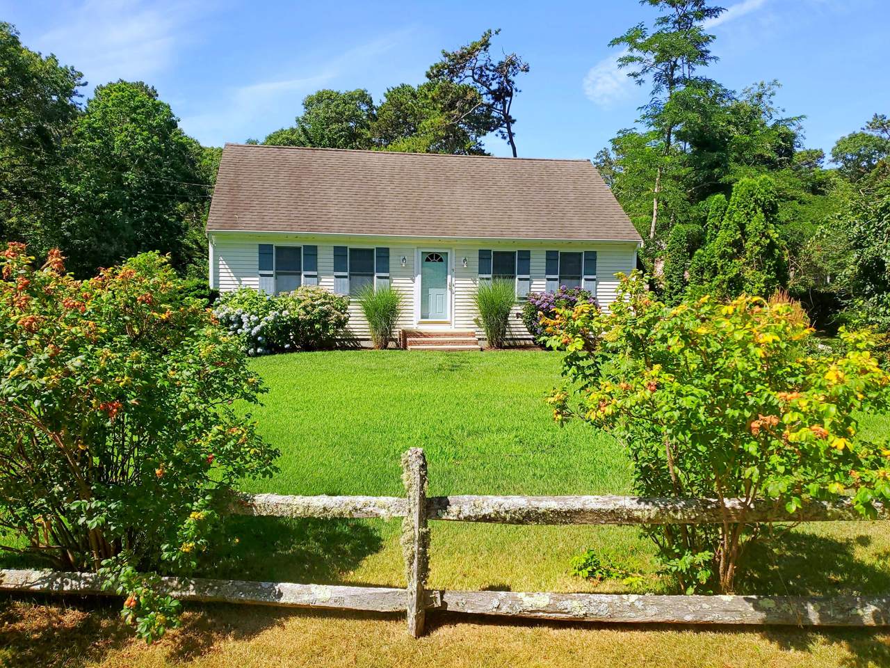 9 Buttonwood Road - Photo 1