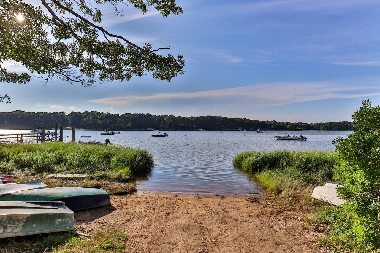 750 Santuit Road - Photo 1