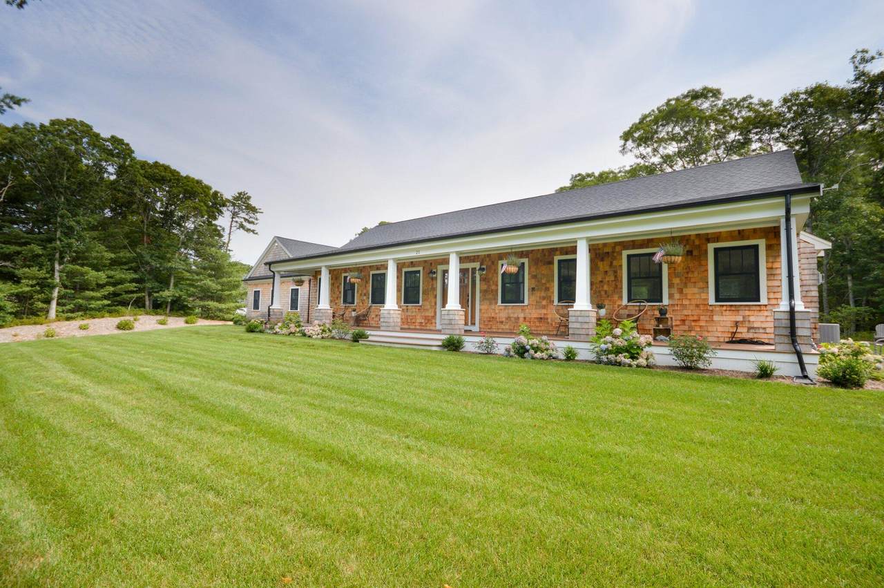 21 Wildwood Circle - Photo 1