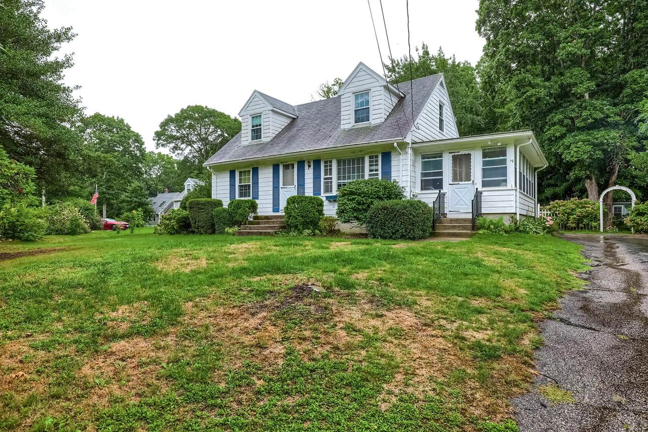 19 Frederick Road - Photo 1