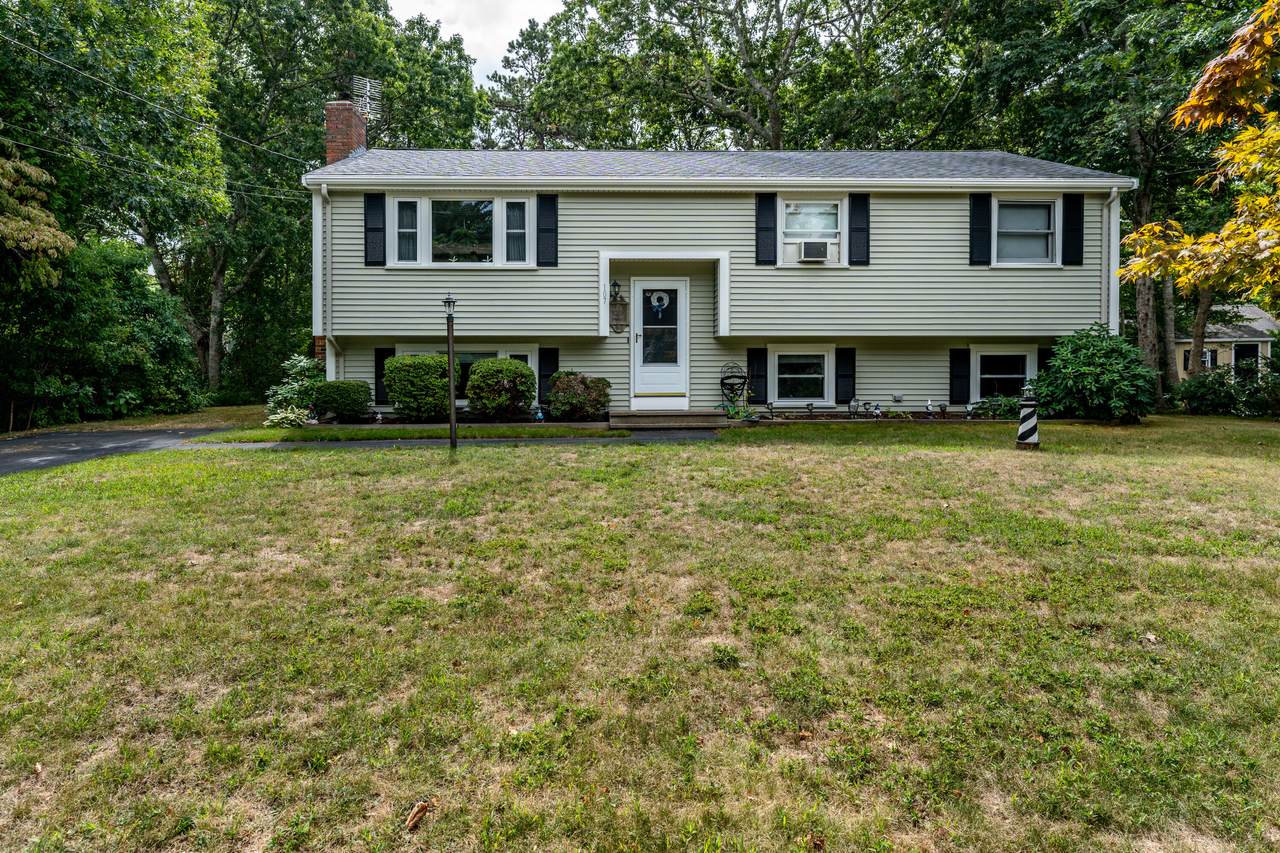107 Tanglewood Drive - Photo 1