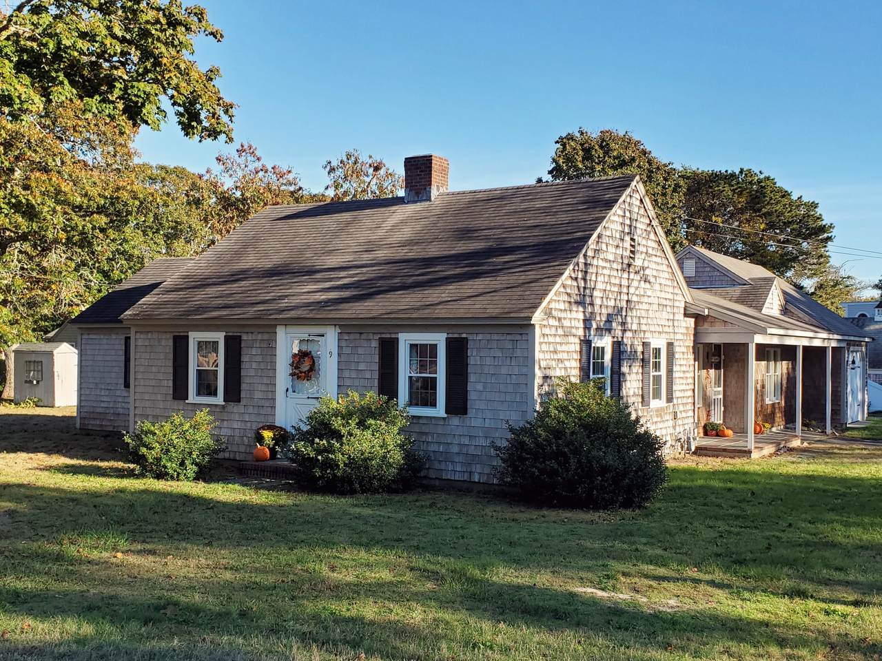 9 Village Green - Photo 1