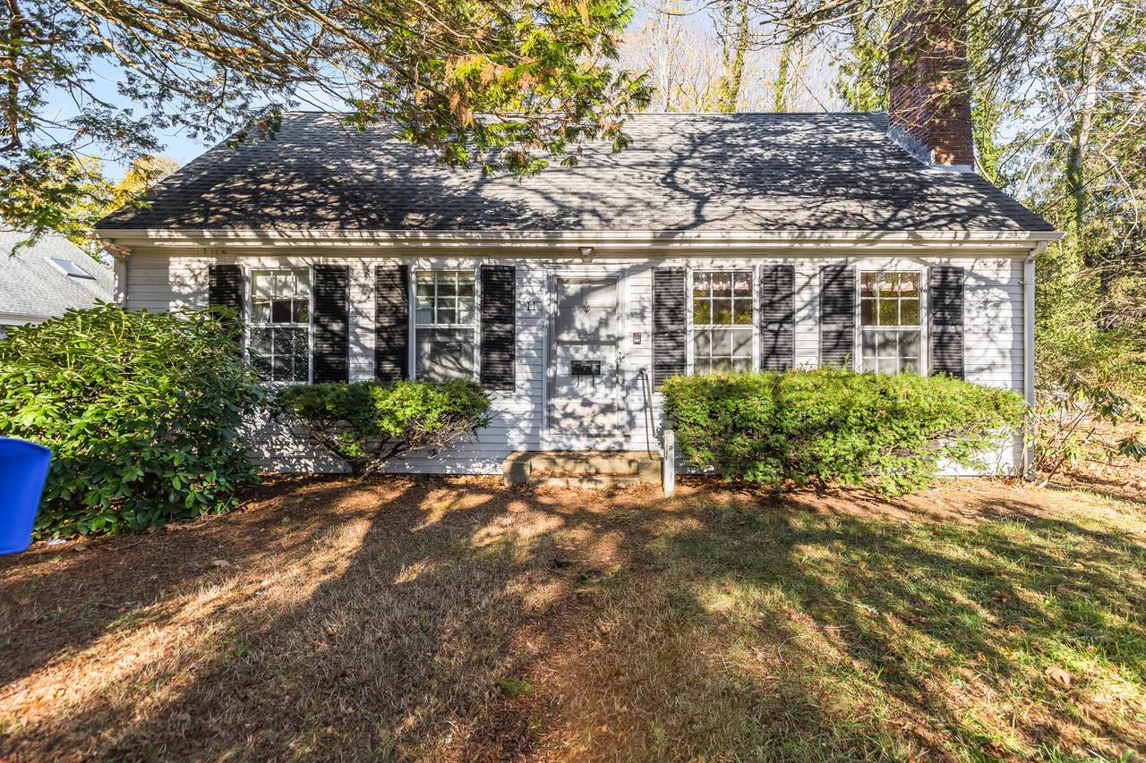 11 Pine Street - Photo 1