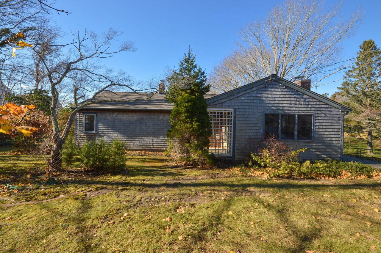 102 Old Main Road - Photo 1