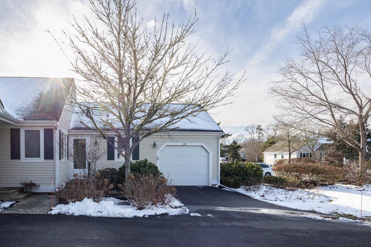 157 Leisure Green Drive - Photo 1