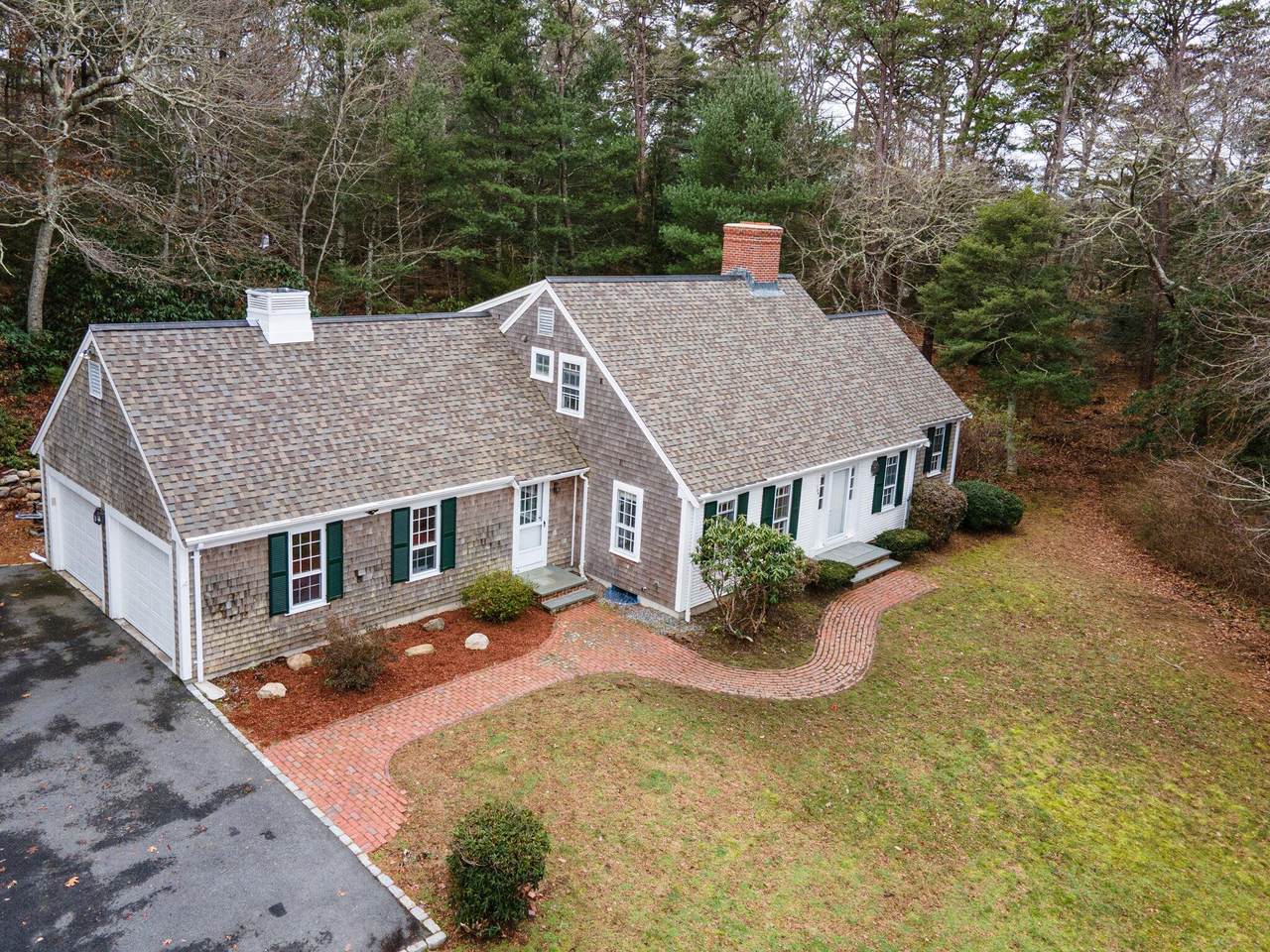 1081 River Road - Photo 1