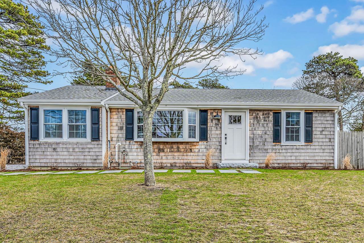 54 Cornell Drive - Photo 1