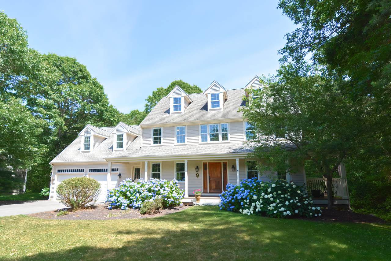321 N Falmouth Highway - Photo 1