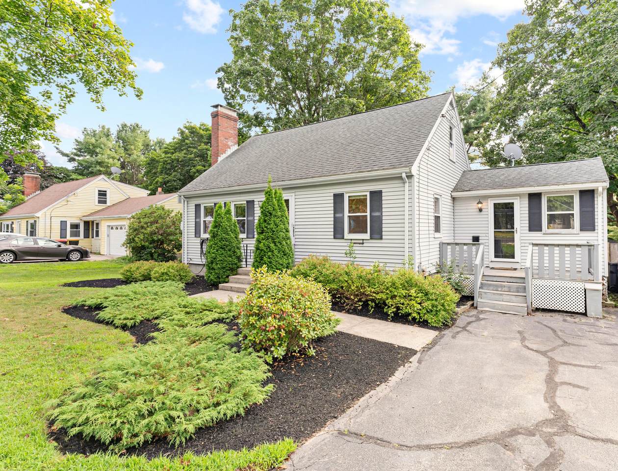 295 Plain Street - Photo 1