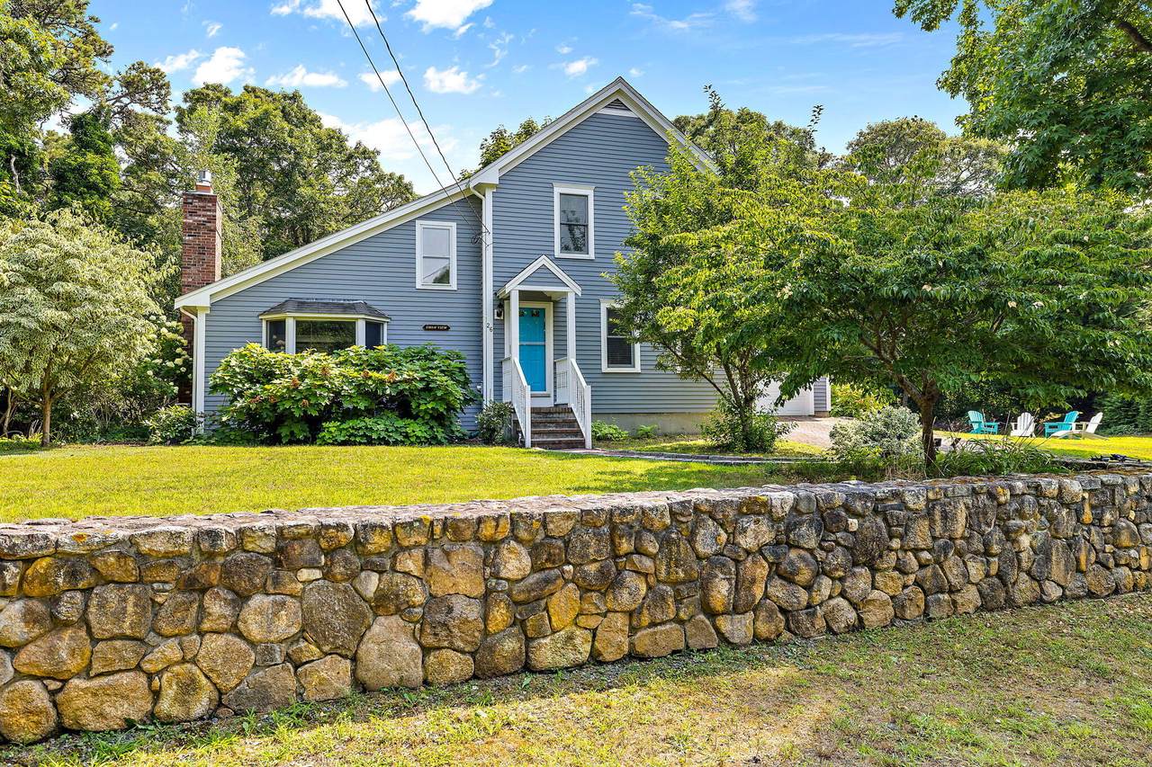 26 Westwood Drive - Photo 1