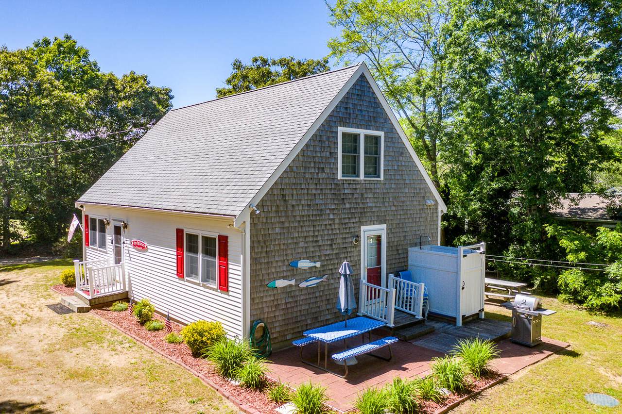 50 Townsend Avenue - Photo 1