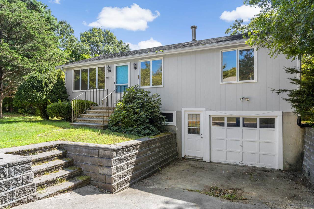 24 Weatherglass Lane - Photo 1