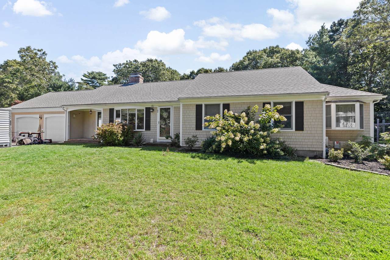 66 Roosevelt Road - Photo 1