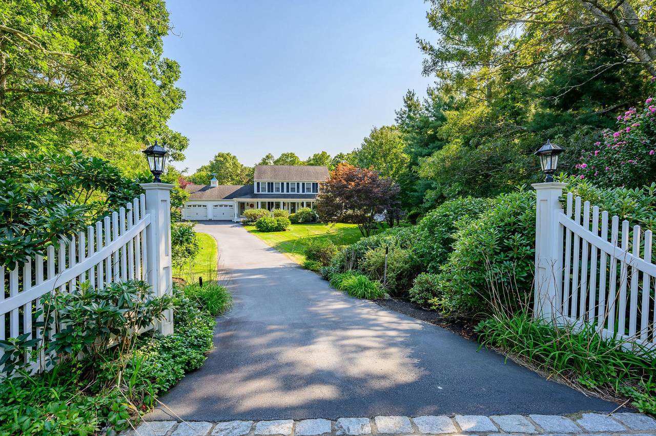 4 Firefly Lane - Photo 1