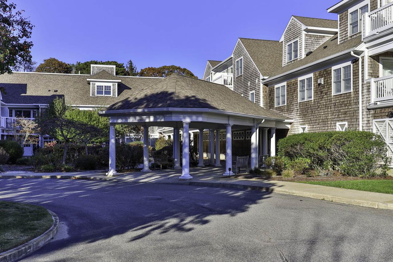 912 Main Street - Photo 1