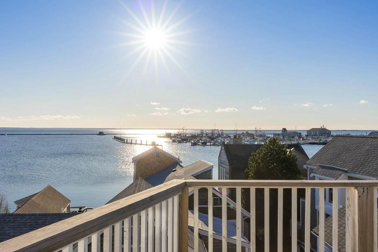 https://bt-photos.global.ssl.fastly.net/capecod/1280_boomver_1_22500003-2.jpg