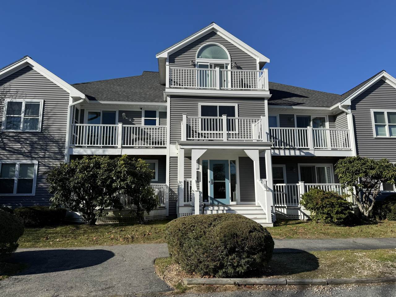 720 Pitchers Way - Photo 1