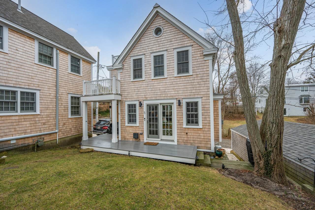 26 Pleasant Street - Photo 1