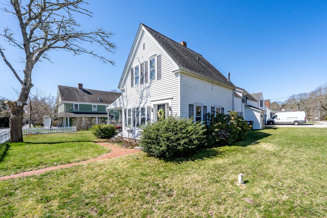 1243 Main Street - Photo 1