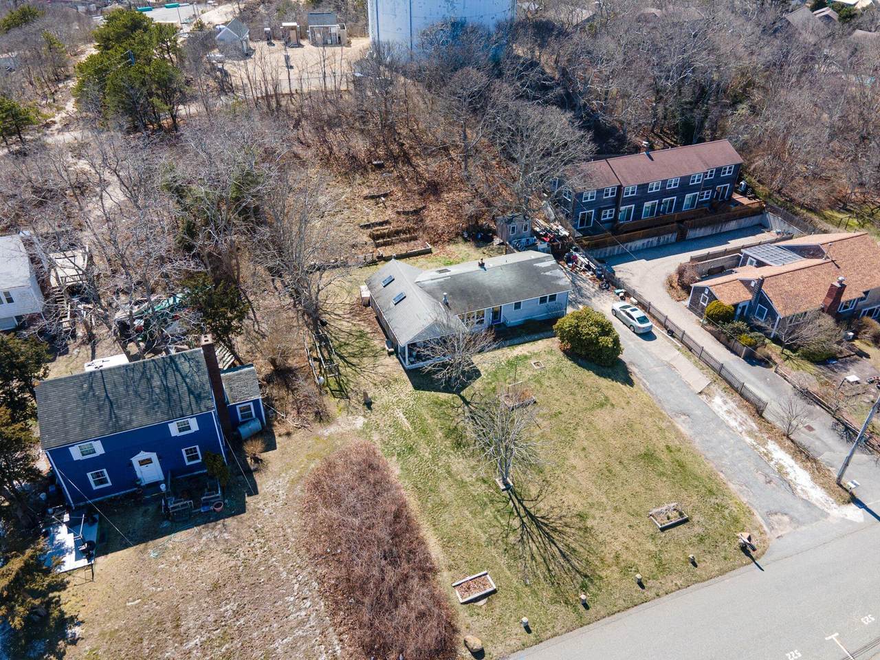 32 Winslow Street - Photo 1