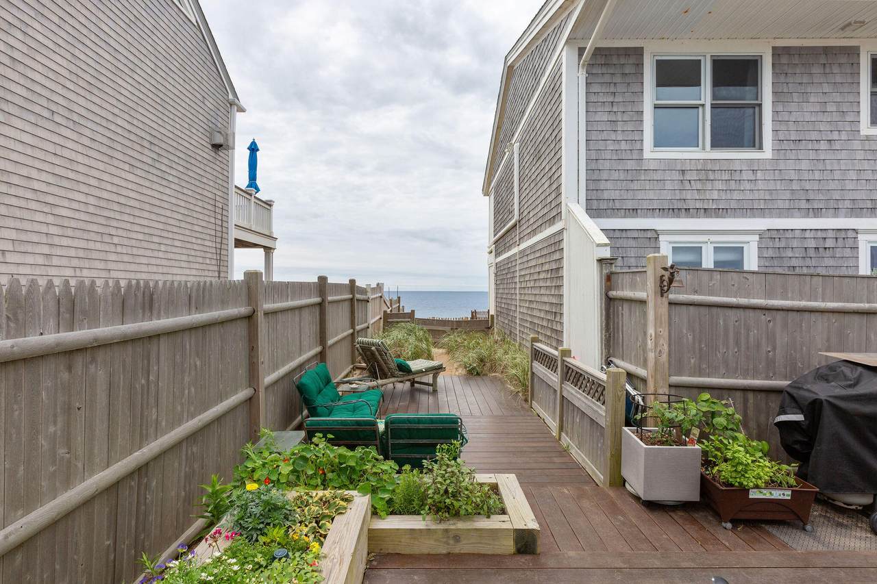https://bt-photos.global.ssl.fastly.net/capecod/1280_boomver_1_22502048-2.jpg