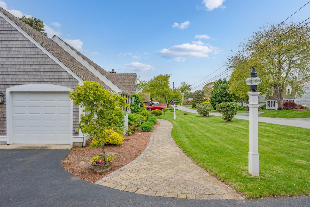 https://bt-photos.global.ssl.fastly.net/capecod/1280_boomver_1_22502223-2.jpg