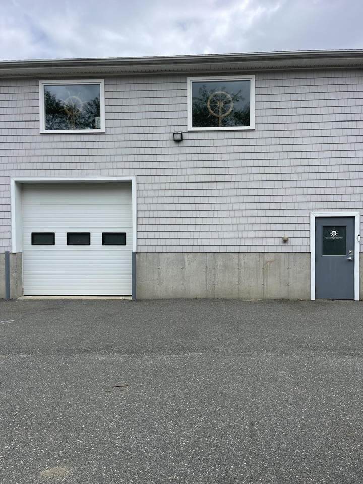 152 Cranberry Highway - Photo 1