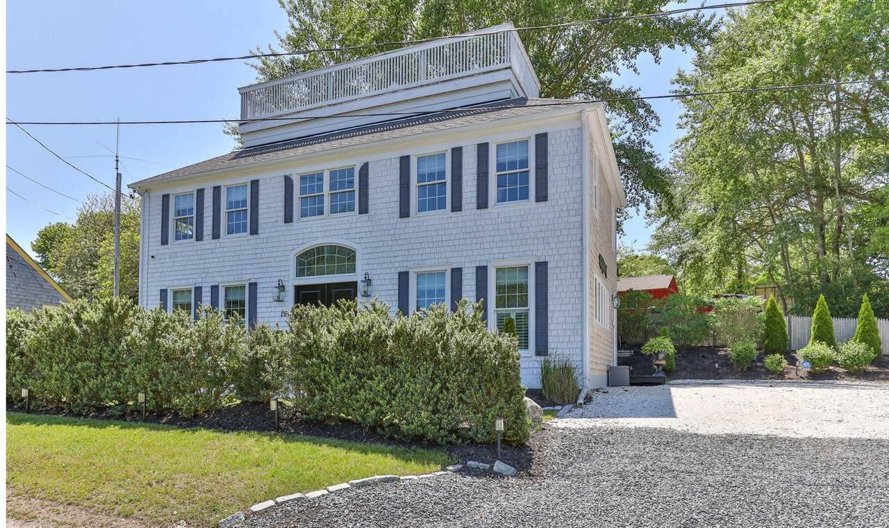 15 Sylvan Way - Photo 1