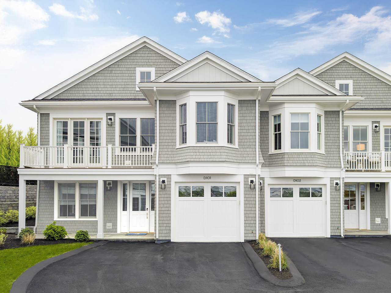533 Woods Hole Road - Photo 1